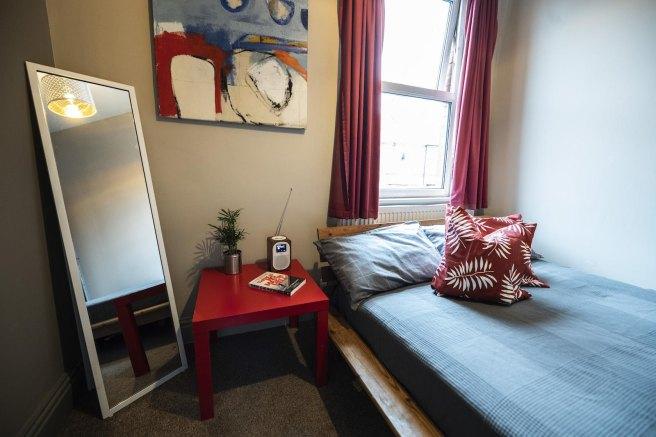 Ermine-road-ch2-3pn-919243