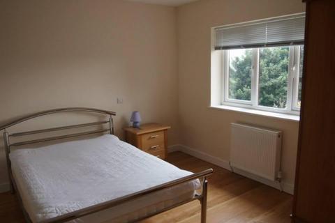 6 bedroom house share to rent, CAER WYLAN