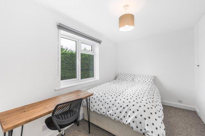 Weydon-lane-gu9-8qq-926941