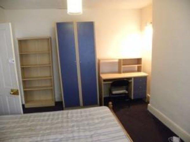 Heaton-road-ct1-3py-892423