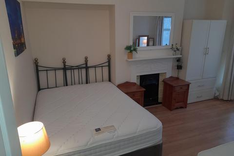 5 bedroom house share to rent, Lothian Road