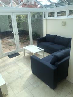 6 bedroom house share to rent - Crosby Way