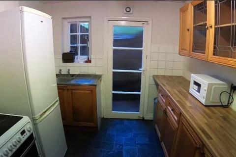 5 bedroom house share to rent - Elysium Terrace