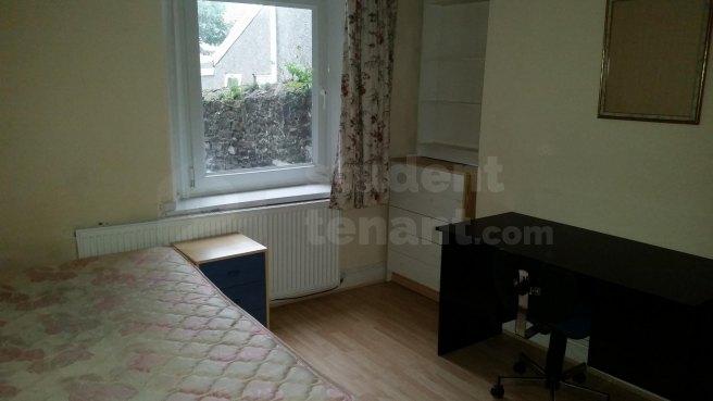 King edward road sa1 4lh 906714