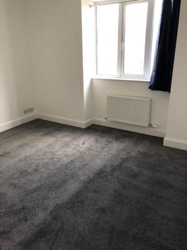 Stoneleigh-broadway-kt17-2hu-912827