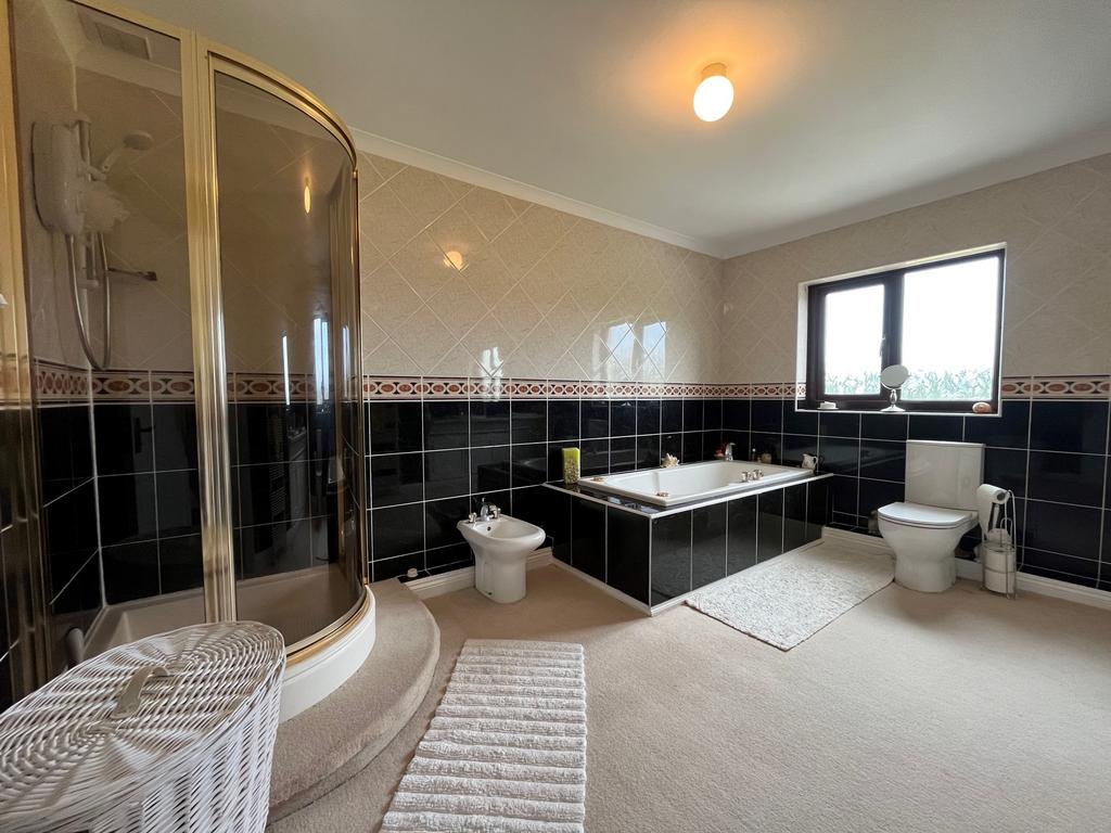 Luxury Bathroom