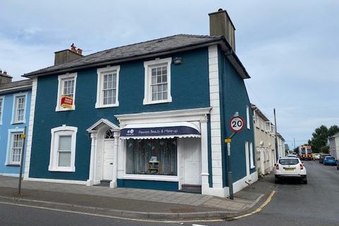 3 bedroom townhouse for sale, 6 North Road, Aberaeron, SA46