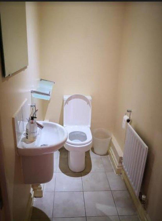 St-davids-square-e14-3wh-895599