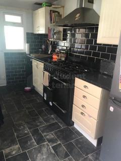 2 bedroom house share to rent - YORK CRESCENT