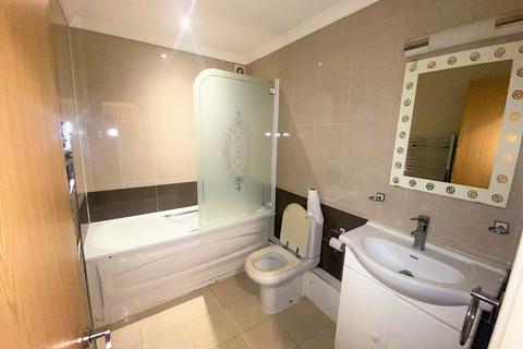 1 bedroom apartment to rent, Park Road, Kingston Upon Thames, KT2