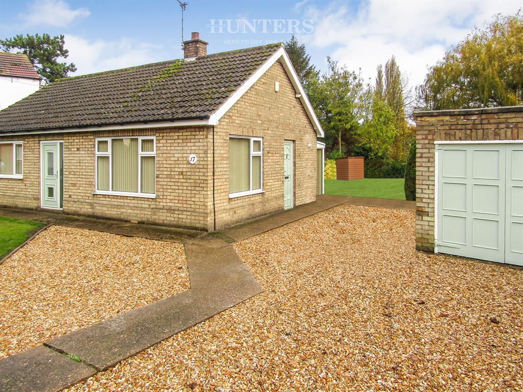 South Street, Morton, Gainsborough, DN21 3AT 2 bed detached bungalow