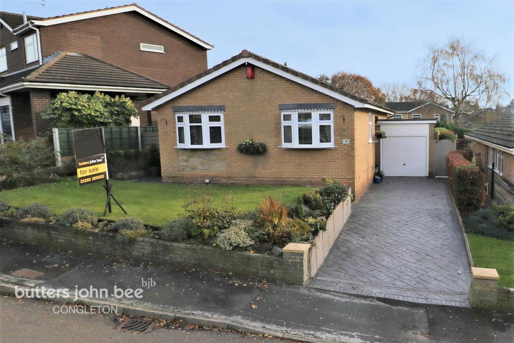 Swaledale Avenue, Congleton 3 bed detached house £290,000