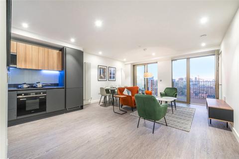 3 bedroom flat to rent, Western Gateway, London