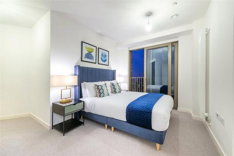 3 bedroom flat to rent, Western Gateway, London