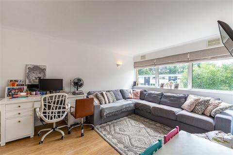 3 bedroom property for sale, High Point, Weybridge, Surrey, KT13