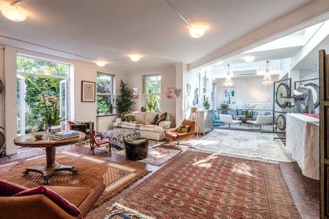 3 bedroom end of terrace house for sale, The Studio, 1C Clareville Grove, South Kensington, London