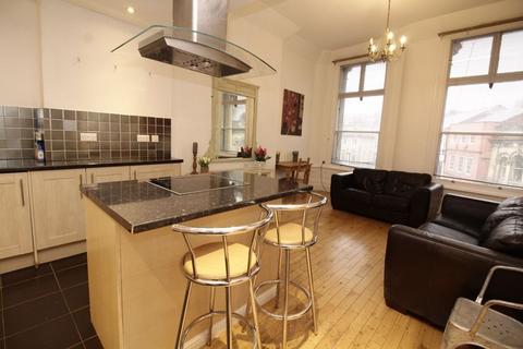 3 bedroom flat to rent, Queen Street, Newcastle Upon Tyne NE1