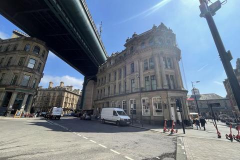 3 bedroom flat to rent, Queen Street, Newcastle Upon Tyne NE1