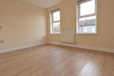 4 bedroom house to rent, Exeter Road, Edmonton N9