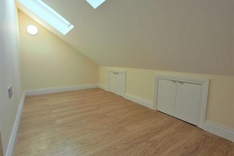 4 bedroom house to rent, Exeter Road, Edmonton N9