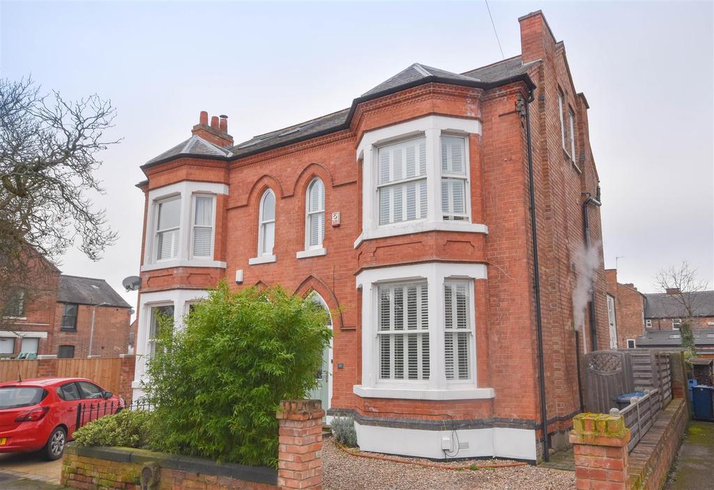 Patrick Road, West Bridgford, Nottingham 5 bed semidetached house £600,000