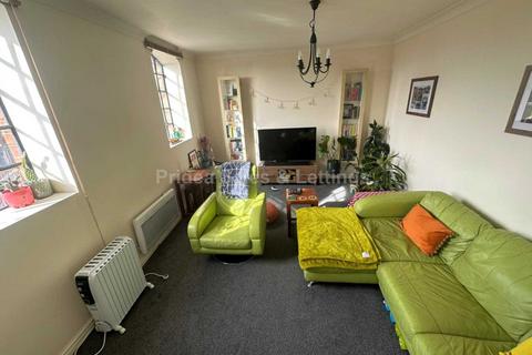 2 bedroom apartment to rent, Crown Mill, Lincoln