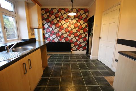 2 bedroom semi-detached house to rent, Rolleston Road, Wensley Fold, Blackburn