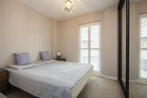 3 bedroom flat to rent, Atkins Square, Dalston Lane, London, E8