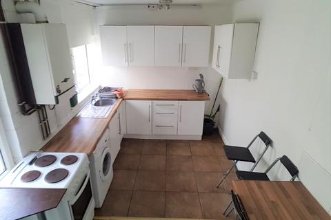 4 bedroom house to rent, Hawthorne Ave, Uplands, Swansea