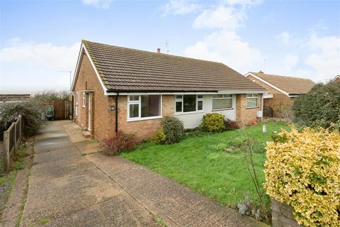 2 bedroom semi-detached bungalow to rent, Sandpiper Road, Whitstable