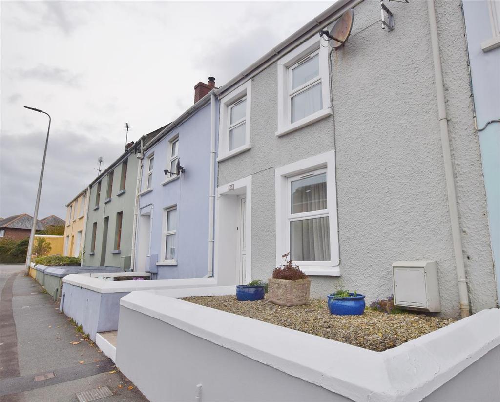 Milford Road, Haverfordwest 3 bed terraced house £120,000