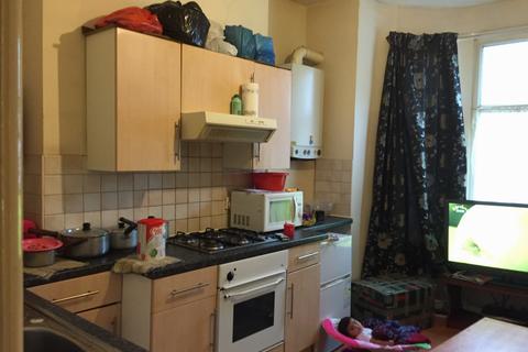 4 bedroom house share for sale, Dickenson Road Rusholme Manchester