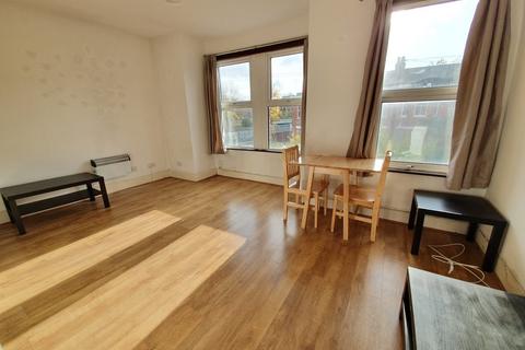 1 bedroom flat to rent, Beech Road, Bounds Green