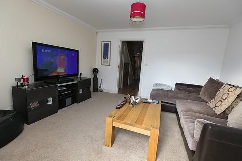 3 bedroom semi-detached house to rent, Orchard Mews, Ensbury Park