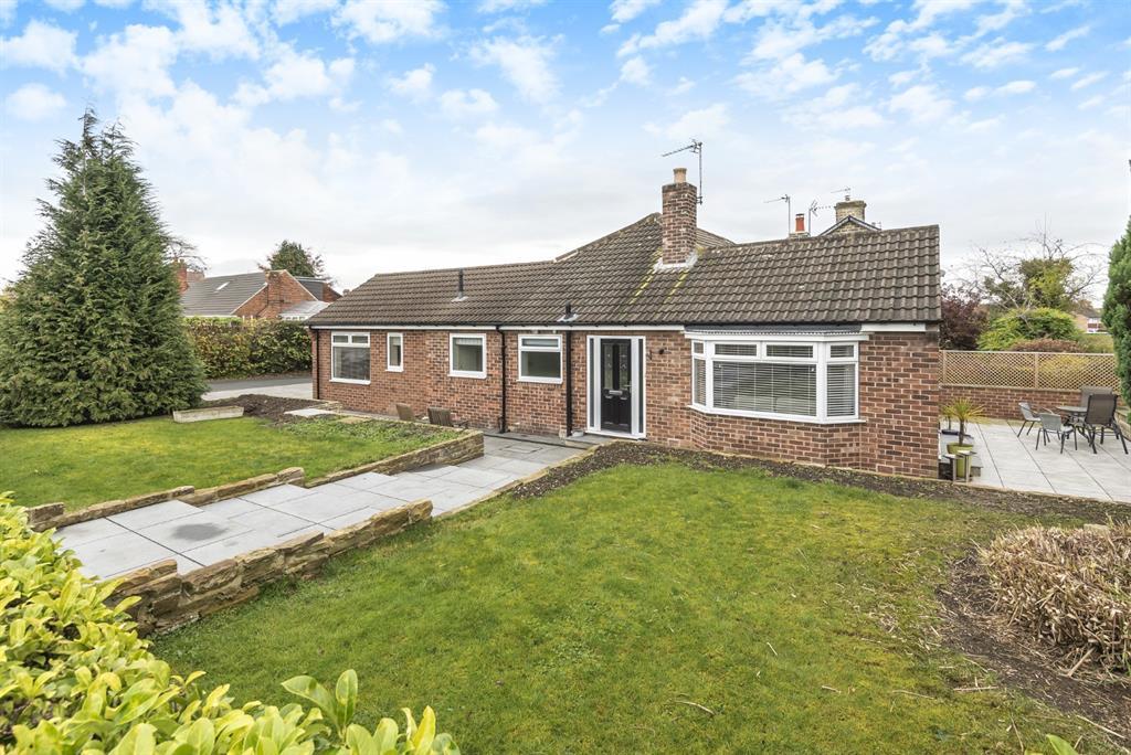 Boroughbridge Road, Knaresborough, HG5 0NP 2 bed semidetached bungalow