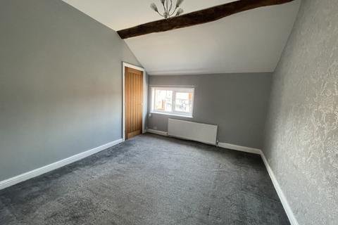 2 bedroom flat to rent, Orford Lane, Warrington, Cheshire, WA2