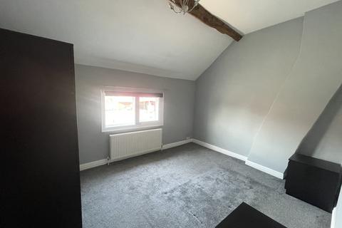 2 bedroom flat to rent, Orford Lane, Warrington, Cheshire, WA2