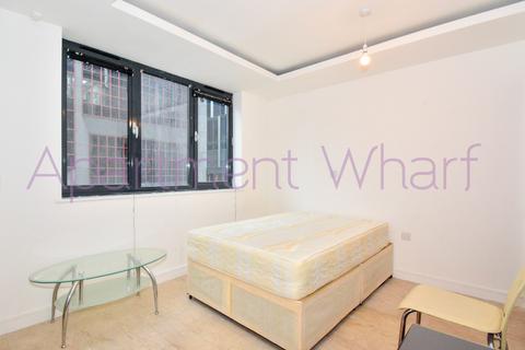 undefined, Leman Street    (Liverpool street), London, E1