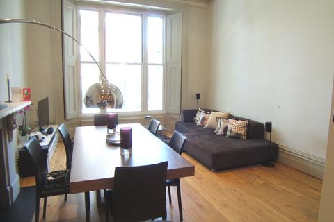 2 bedroom flat to rent, Leinster Gardens, London W2