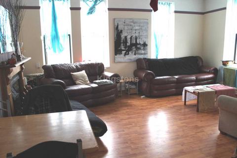 4 bedroom flat to rent, City Road, Cardiff CF24