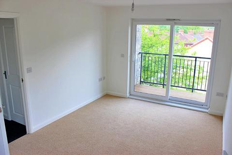 1 bedroom flat to rent, Heol Gruffydd, Rhydyfelin, Pontypridd, CF37