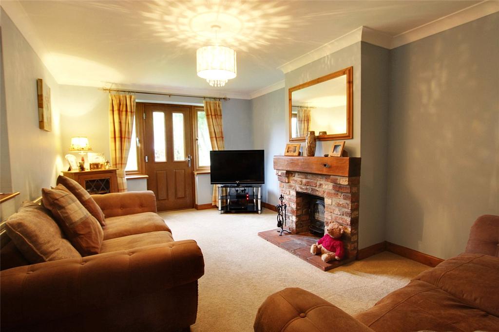 Rosedale, Leven, Beverley, East Yorkshire, HU17 4 bed detached house