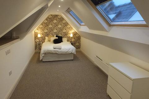 2 bedroom apartment to rent, Sandfield Avenue,  Leeds, LS6