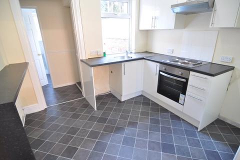 2 bedroom house to rent, Victoria Road, Wombwell