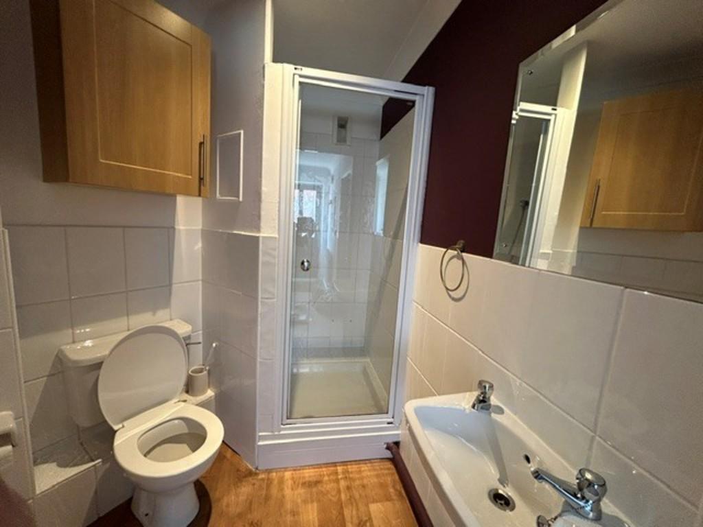 Shower Room (a)