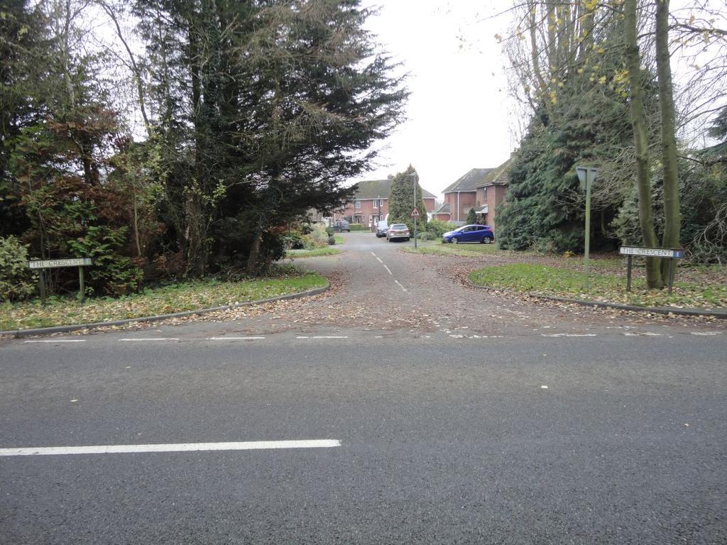 The Crescent, Lawford Heath, Rugby, Warwickshire, CV23 9EW Land £50,000