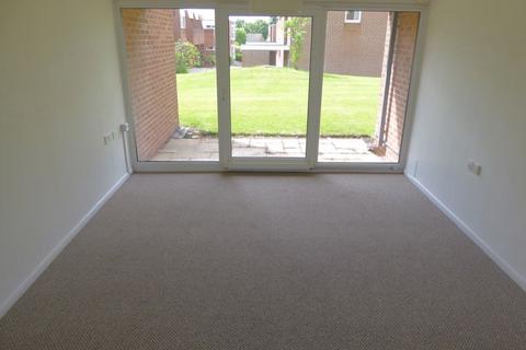 1 bedroom flat to rent, KNIGHTTHORPE COURT BURNS ROAD LOUGHBOROUGH LEICESTERSHIRE
