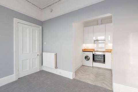 2 bedroom flat to rent, Piersfield Terrace, Piersfield, Edinburgh, EH8