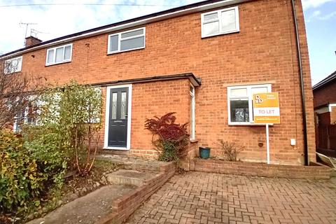 3 bedroom end of terrace house to rent, Redstone Lane, Stourport-On-Severn, DY13