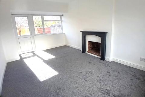 3 bedroom end of terrace house to rent, Redstone Lane, Stourport-On-Severn, DY13